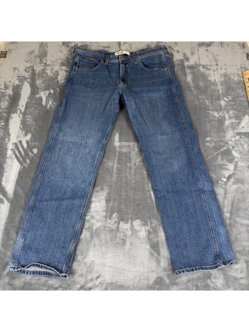 Wrangler Jeans Mens 36x30 Blue Regular Fit Straight Leg Denim Pants